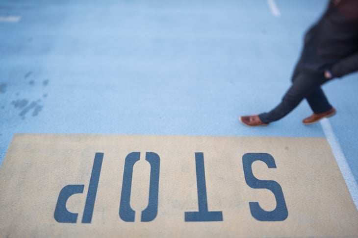 Marketing B2B: pare de comprar leads e comece a gerá-las