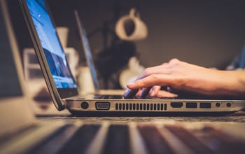 Como escrever artigos de blog que geram leads