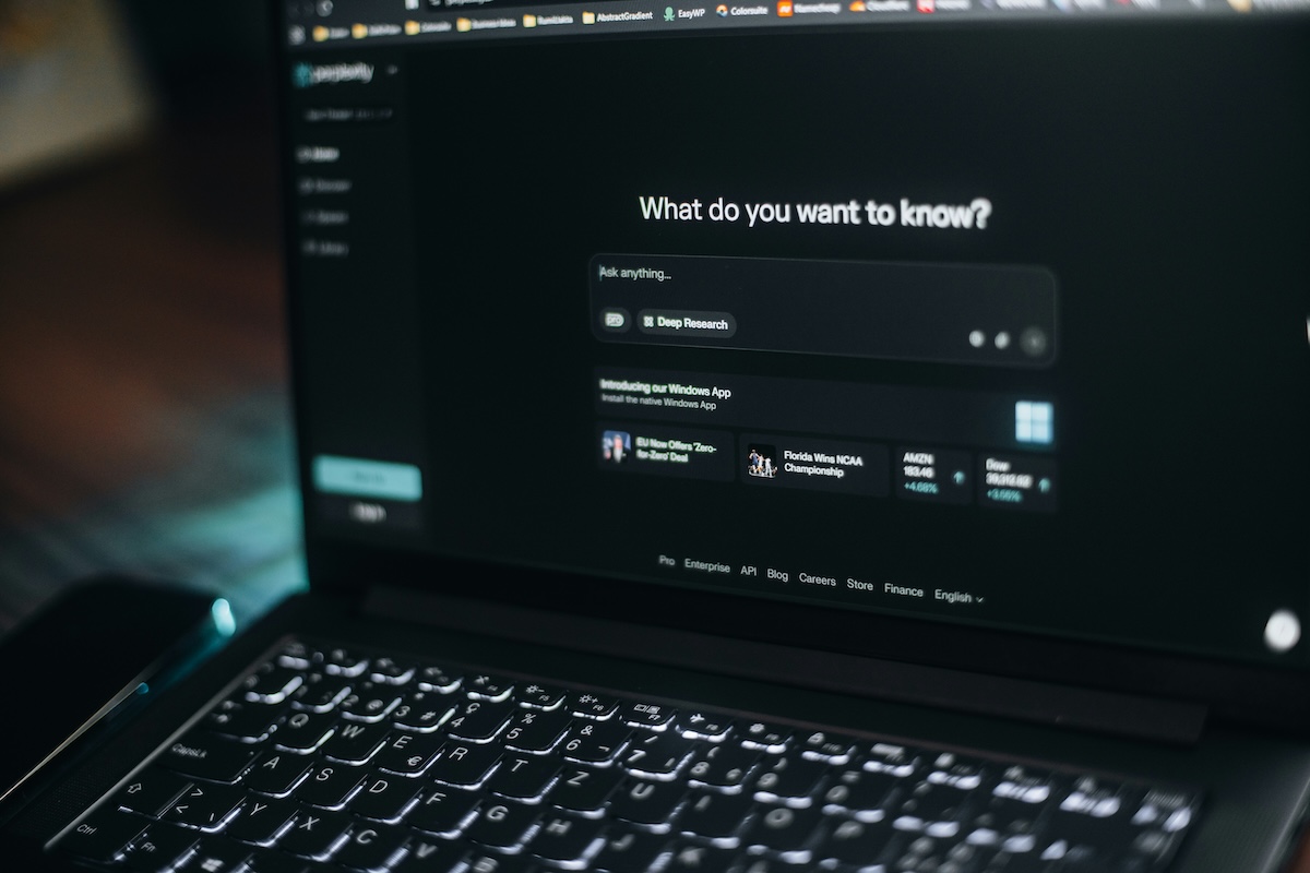 SEO para IA: como destacar o seu site no ChatGPT, Perplexity e Google